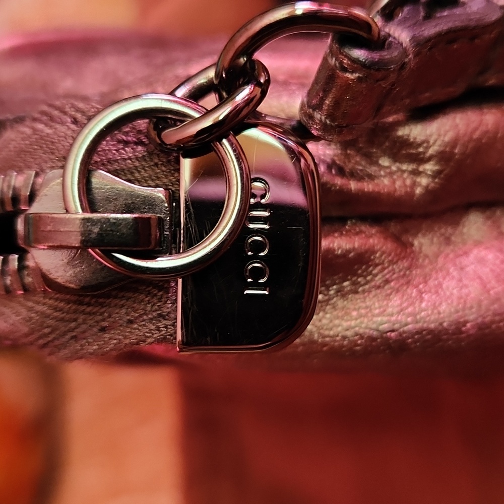 Gucci Clutch - Picture 9 of 10